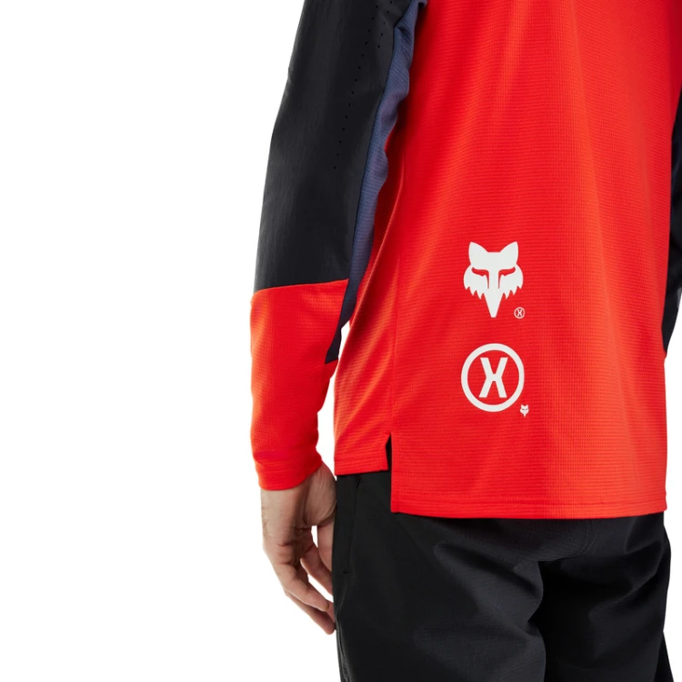 KOSZULKA ROWEROWA Z DŁUGIM RĘKAWEM FOX DEFEND ELEVATED FLUO RED M