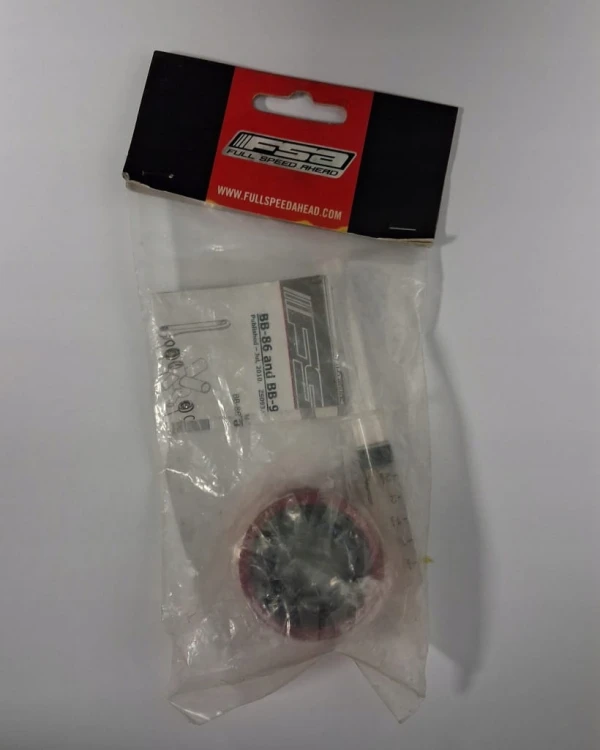 Łożyska suportu FSA BB86/90/92 oś 24mm 230-6010