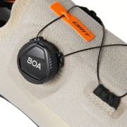 Buty Szosowe DMT KR30 Piaskowe/Czarne Rozmiar 41,5