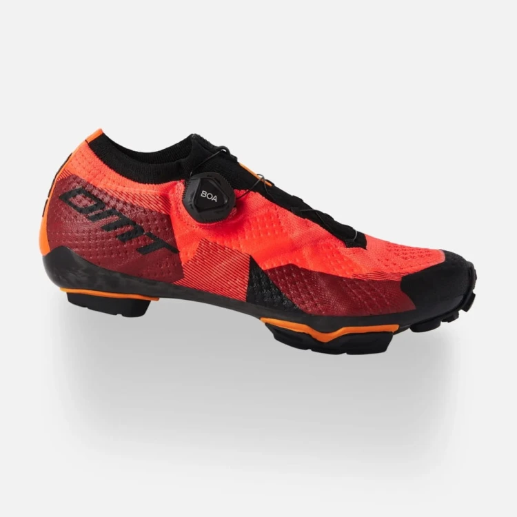 Buty szosowe DMT KM1 CORAL/BLACK 38