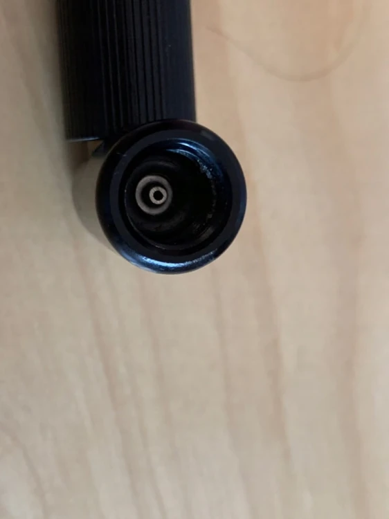 Pompka na naboje CO2 Lezyne Trigger Drive CO2 czarny