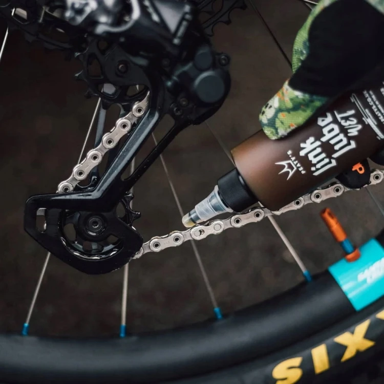Oliwka do łańcucha PEATY'S LINKLUBE WET 120ml