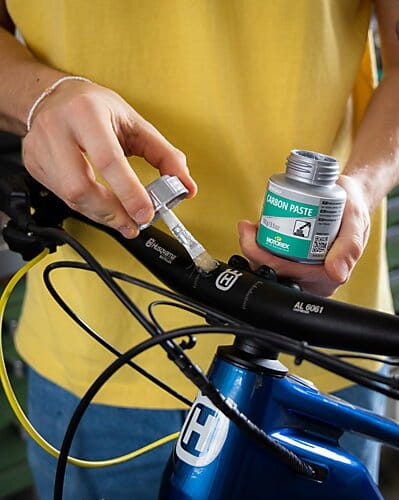 Pasta montażowa do karbonu 5g MOTOREX CARBON smar do połączeń karbonowych