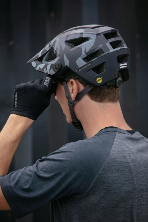 IXS kask Trigger AM MIPS camo grey M/L