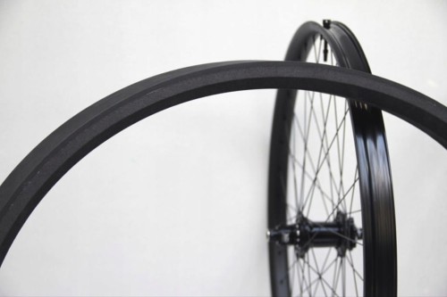 Wkładki do opon Rimpact PRO V2 Set 27,5″ + wentyle 44mm