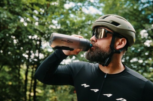Bidon FIDLOCK TWIST 600 ml Antybakteryjny + Szary, Łącznik – Bez Bazy
